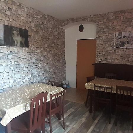 Penzion U Draci Skaly Hotel Svojse Kültér fotó